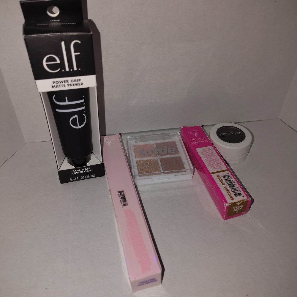 e.l.f. Power Grip Matte Primer and Makeup Set
